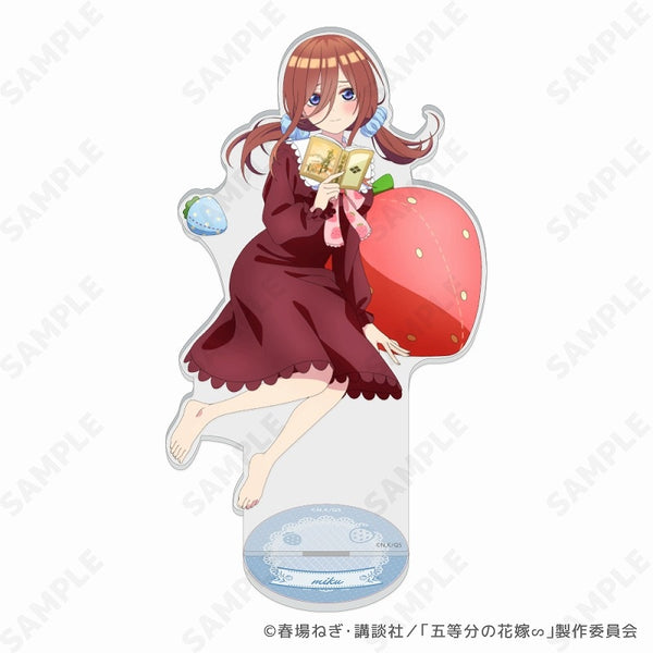 (Goods - Stand Pop) The Quintessential Quintuplets BIG Acrylic Stand - Strawberry Loungewear 3. Miku